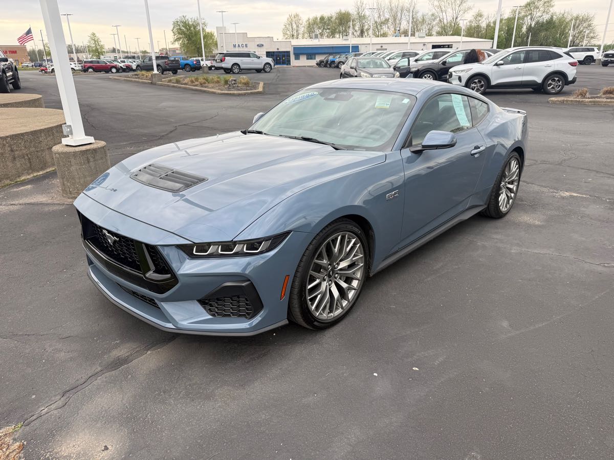 2024 Ford Mustang GT Premium Fastback's photo