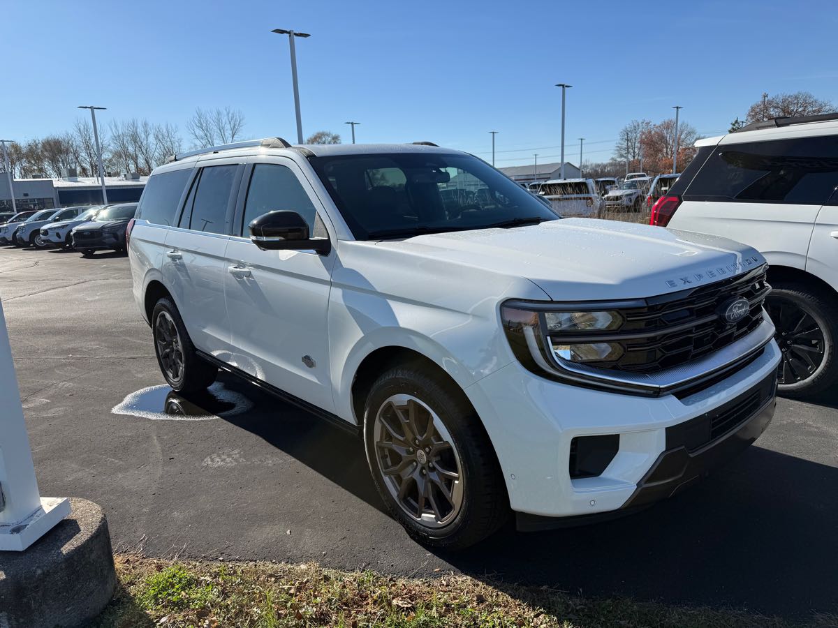 2025 Ford Expedition King Ranch's photo