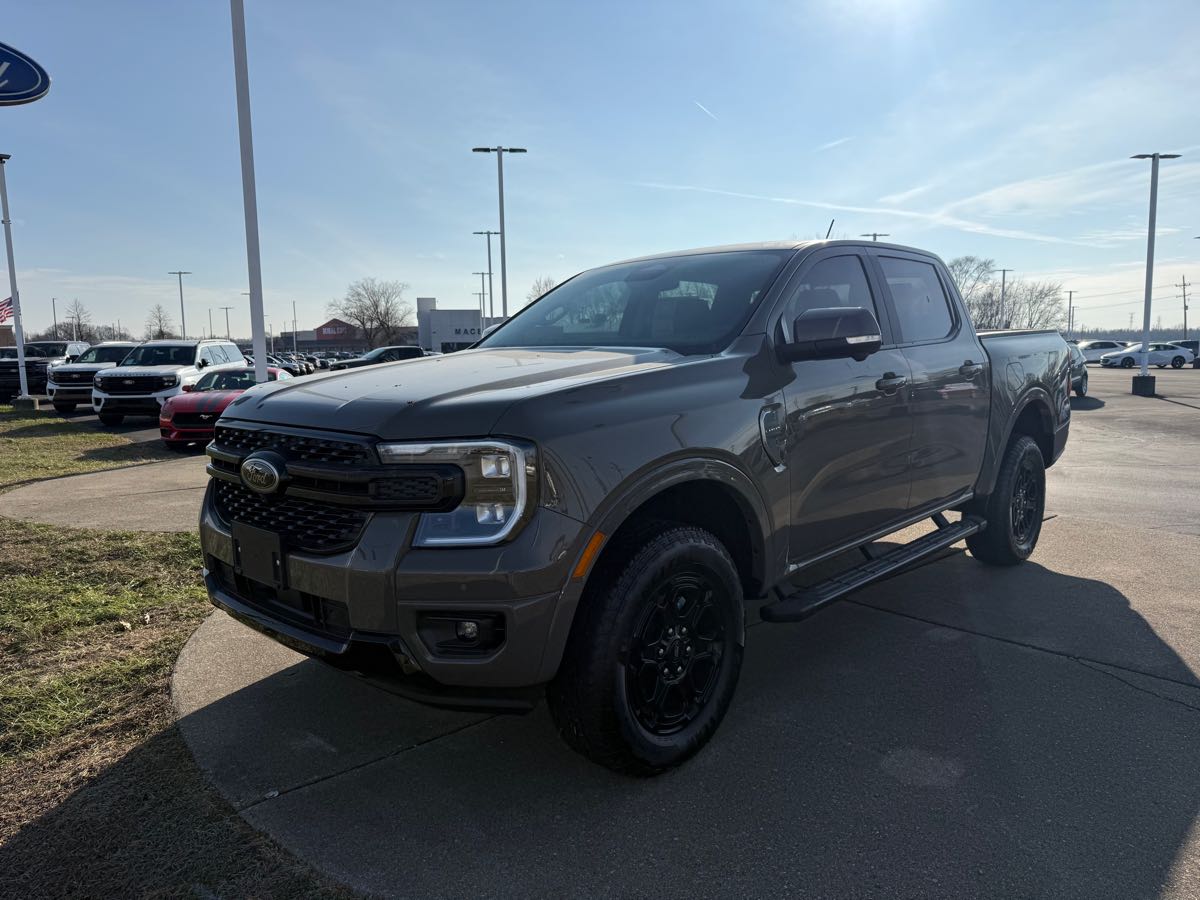 2025 Ford Ranger Lariat's photo