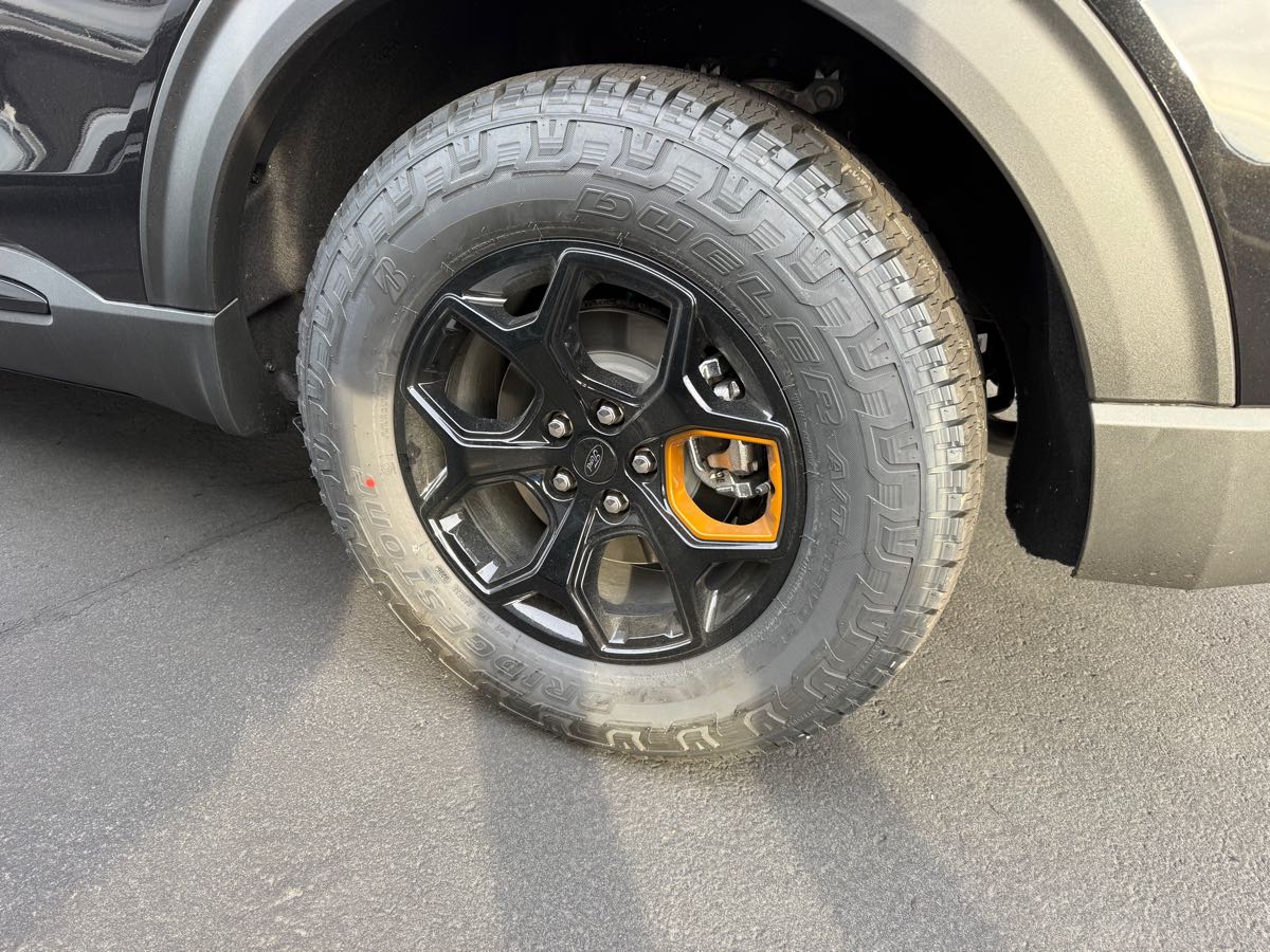 2026 Ford Explorer Tremor - Photo 9