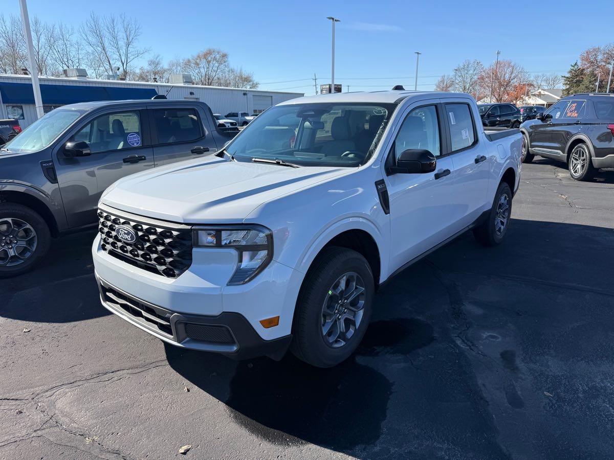 2025 Ford Maverick XLT's photo