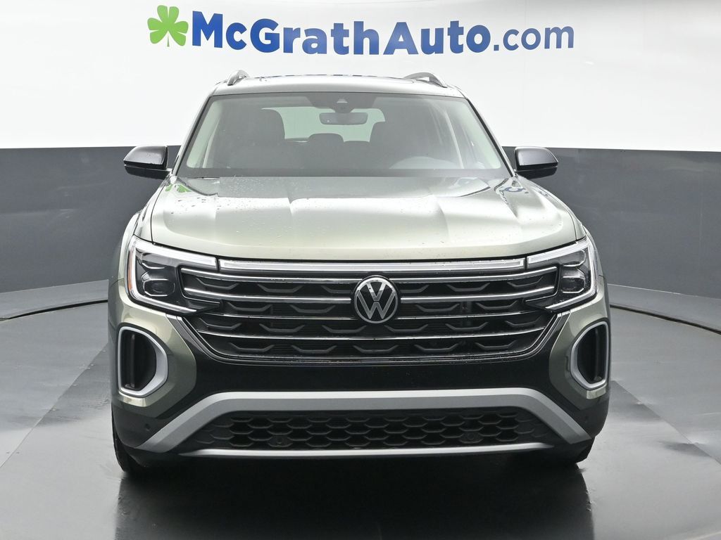 2026 Volkswagen Atlas Peak Edition SE photo 3