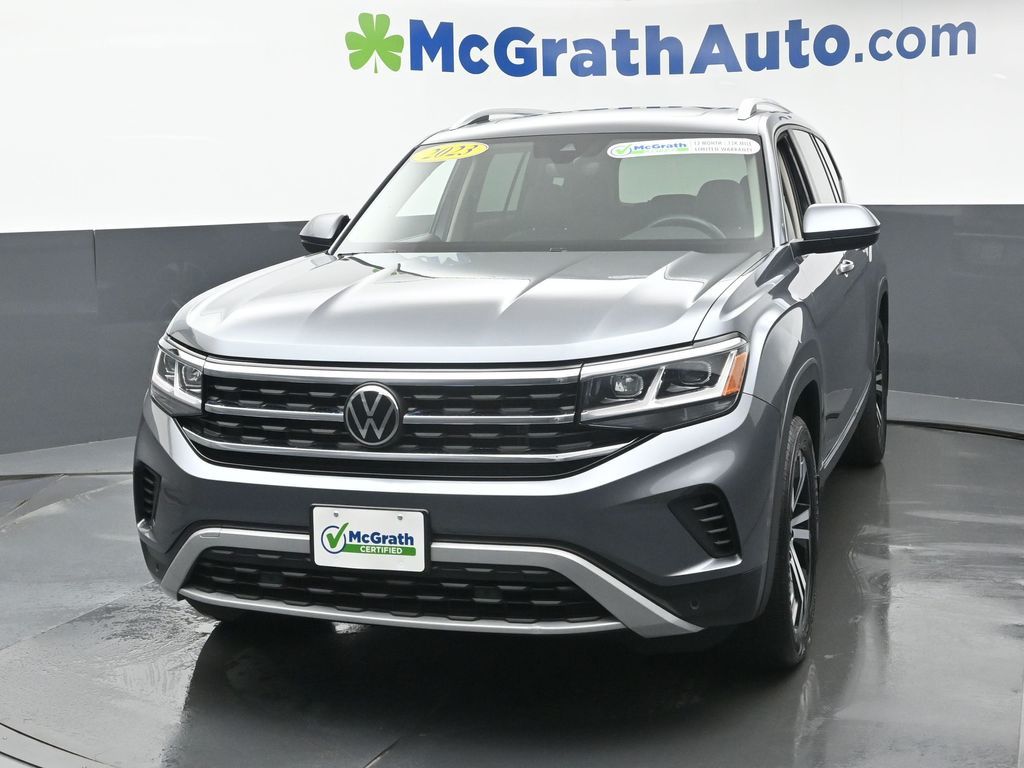 2023 Volkswagen Atlas SEL photo 4