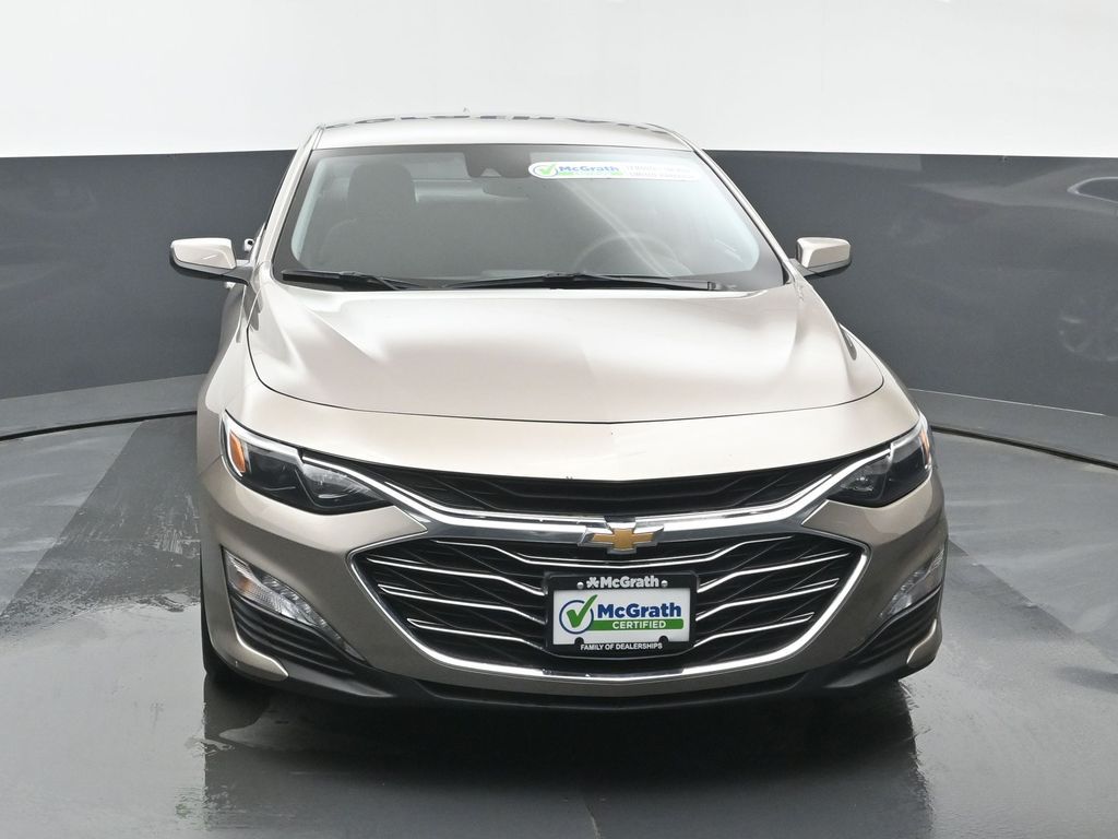 2024 Chevrolet Malibu 1LT photo 3
