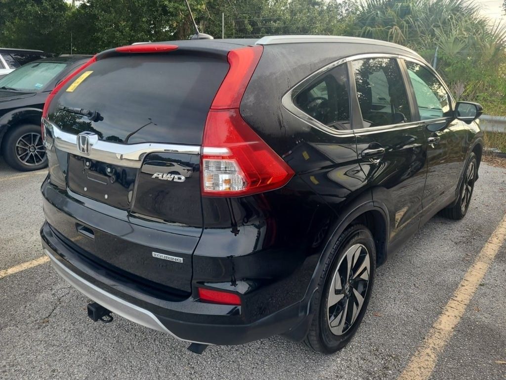 2015 Honda CR-V Touring photo 3