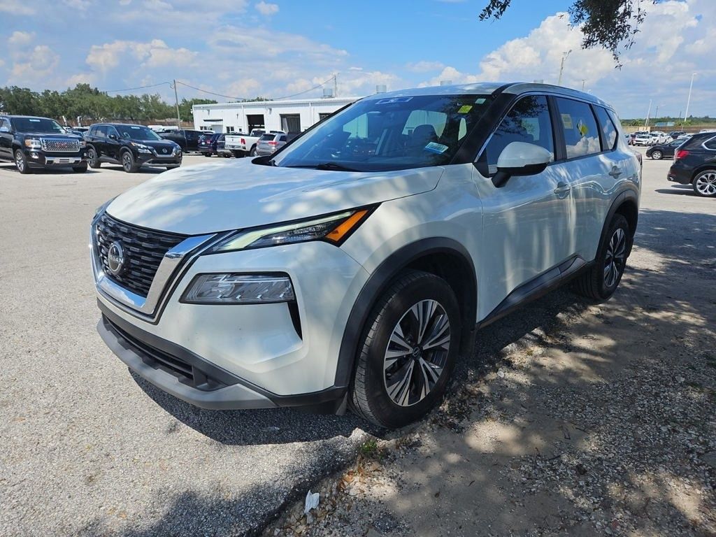 2023 Nissan Rogue SV photo 2
