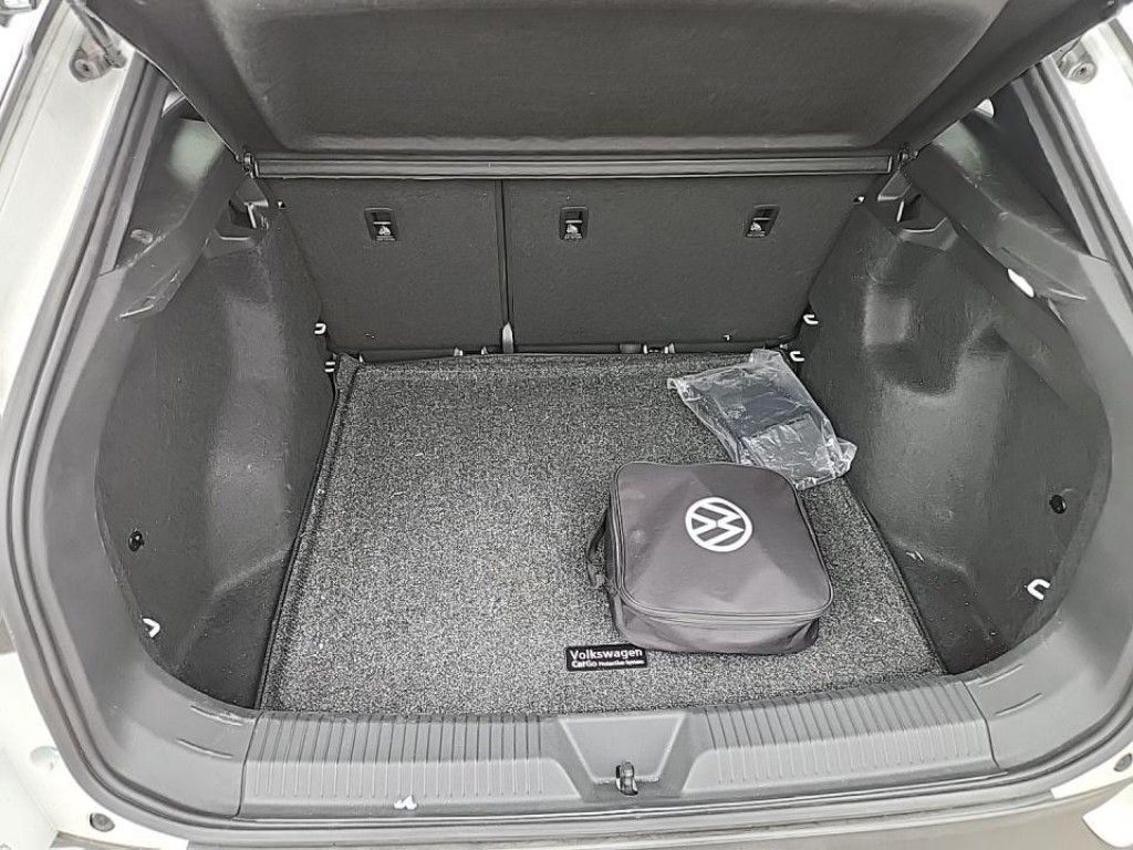 2024 Volkswagen ID.4 Standard photo 2