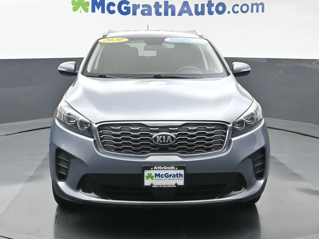 2020 Kia Sorento LX photo 2