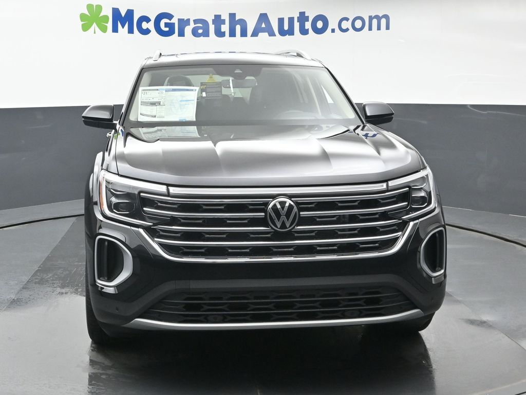 2026 Volkswagen Atlas SEL photo 3