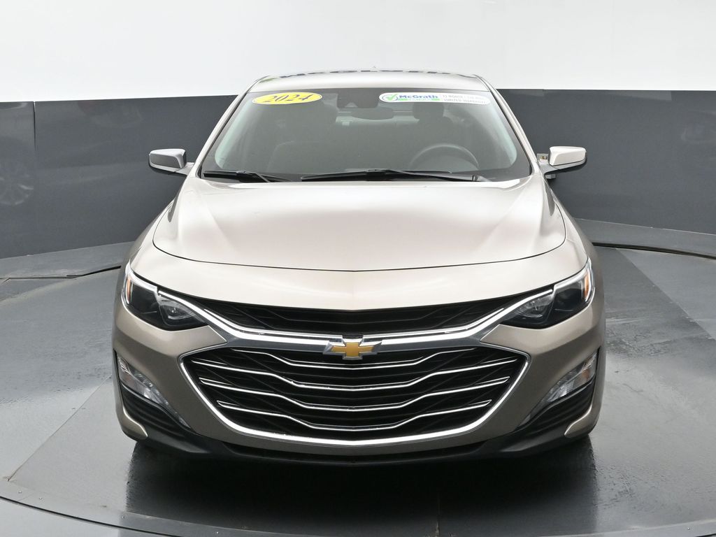 2024 Chevrolet Malibu 1LT photo 3