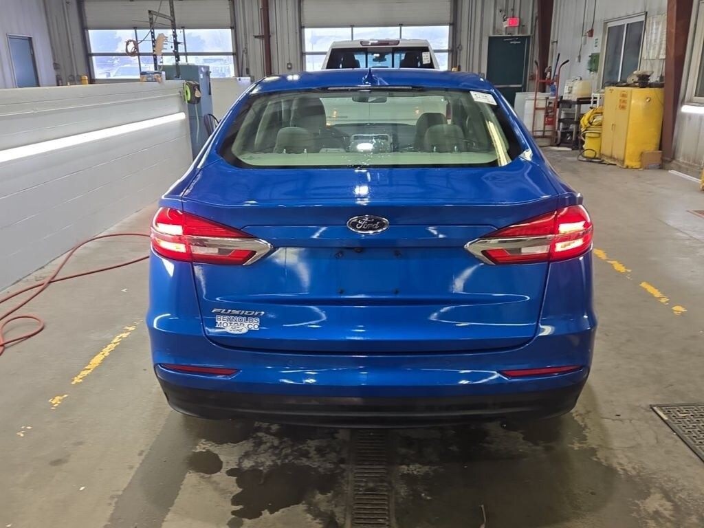 Used 2020 Ford Fusion SE Sedan
