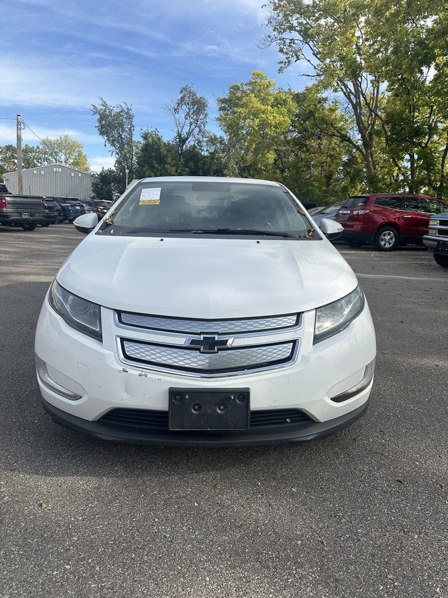 Used 2013 Chevrolet Volt Base with VIN 1G1RA6E48DU109381 for sale in Marion, IA