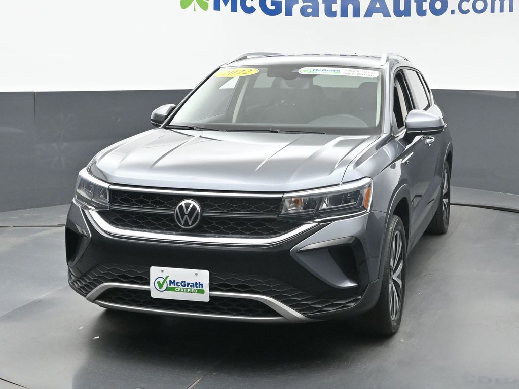 2022 Volkswagen Taos SE photo 4