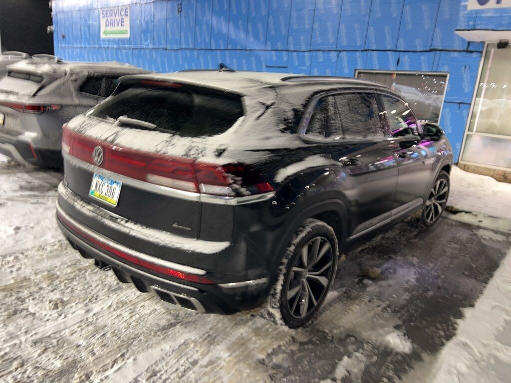 Used 2024 Volkswagen Atlas Cross Sport 2.0T SEL Premium R-Line SUV