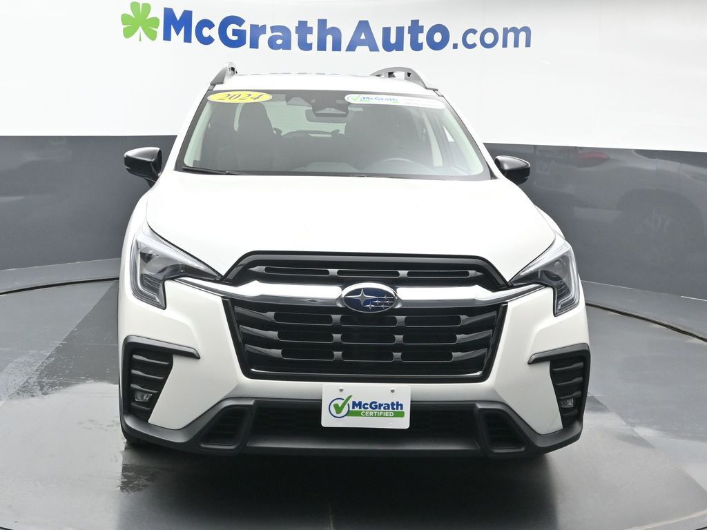 2024 Subaru Ascent Limited photo 3