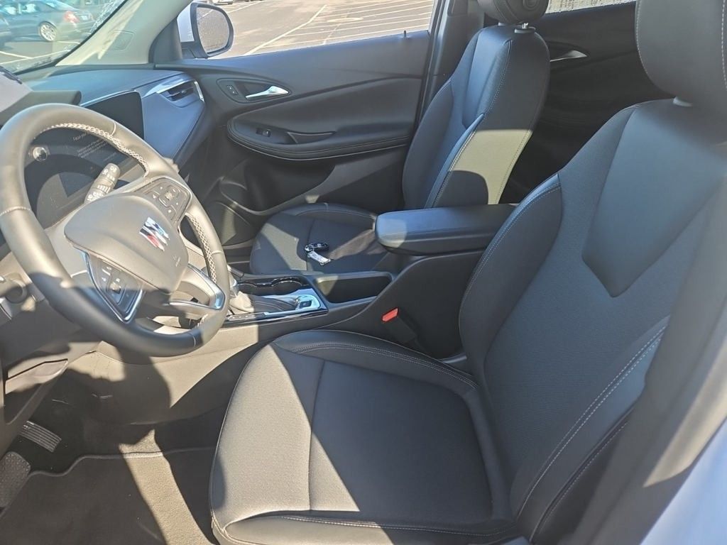 2025 Buick Encore GX Preferred photo 3