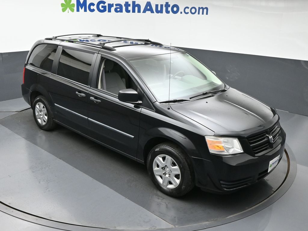 Used 2008 Dodge Grand Caravan SE with VIN 2D8HN44H58R716200 for sale in Marion, IA