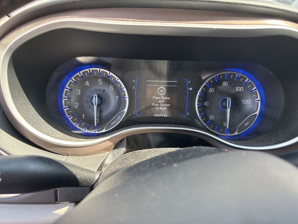Used 2018 Chrysler Pacifica Touring L with VIN 2C4RC1BG9JR322769 for sale in Marion, IA