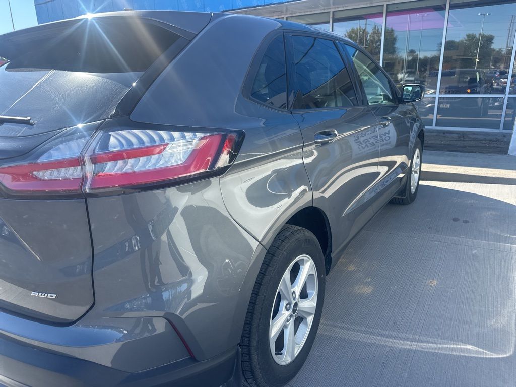 2023 Ford Edge SE photo 4