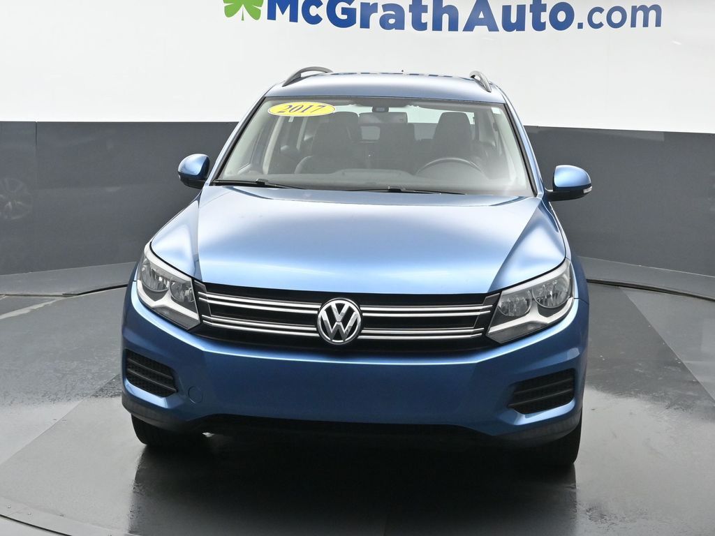 2017 Volkswagen Tiguan S photo 3