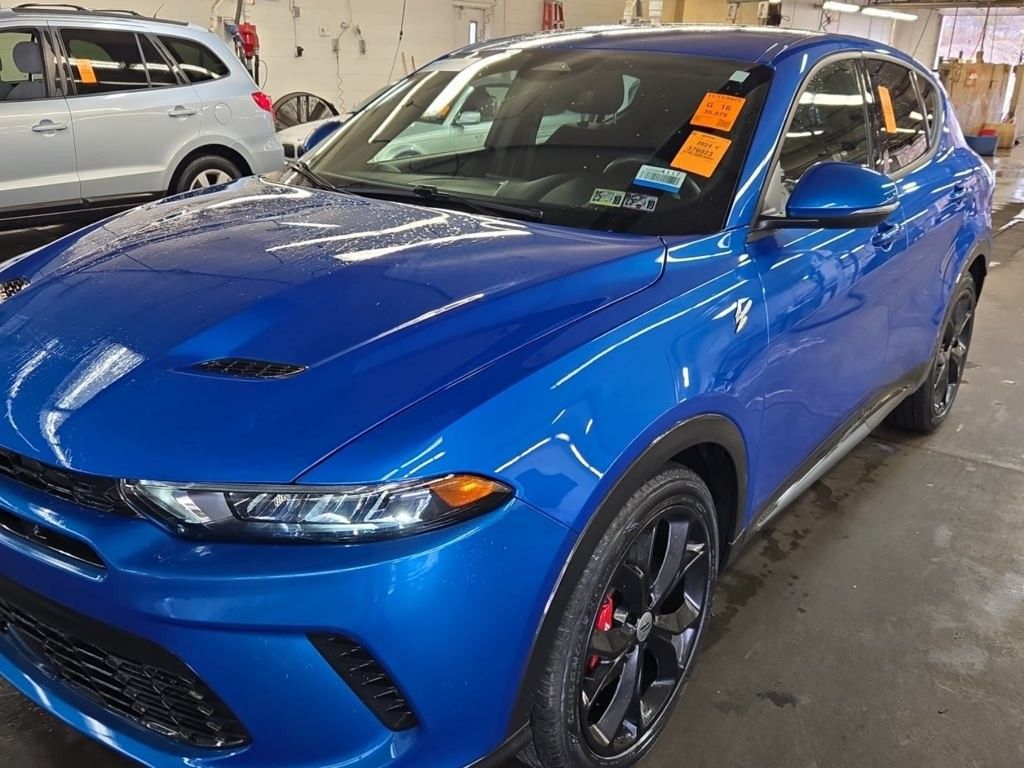 2024 Dodge Hornet R/T photo 2