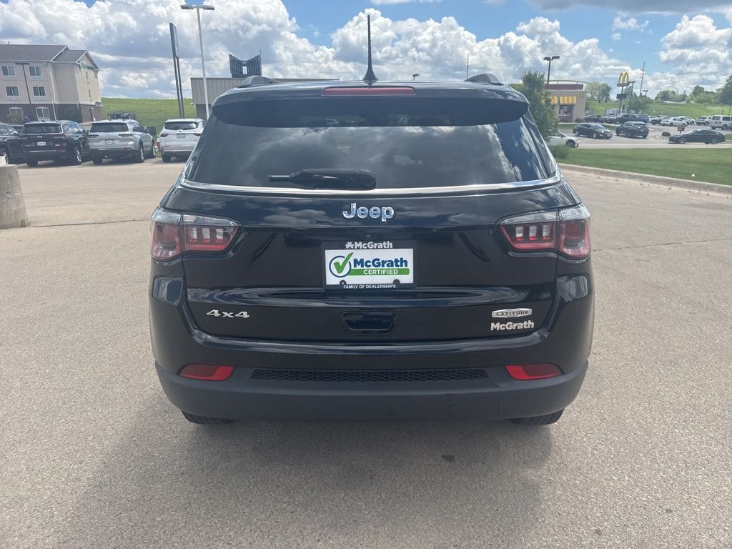 2020 Jeep Compass Latitude photo 3