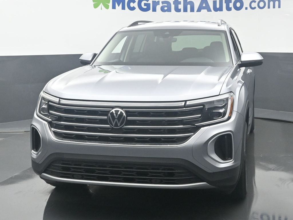 2025 Volkswagen Atlas SE photo 4