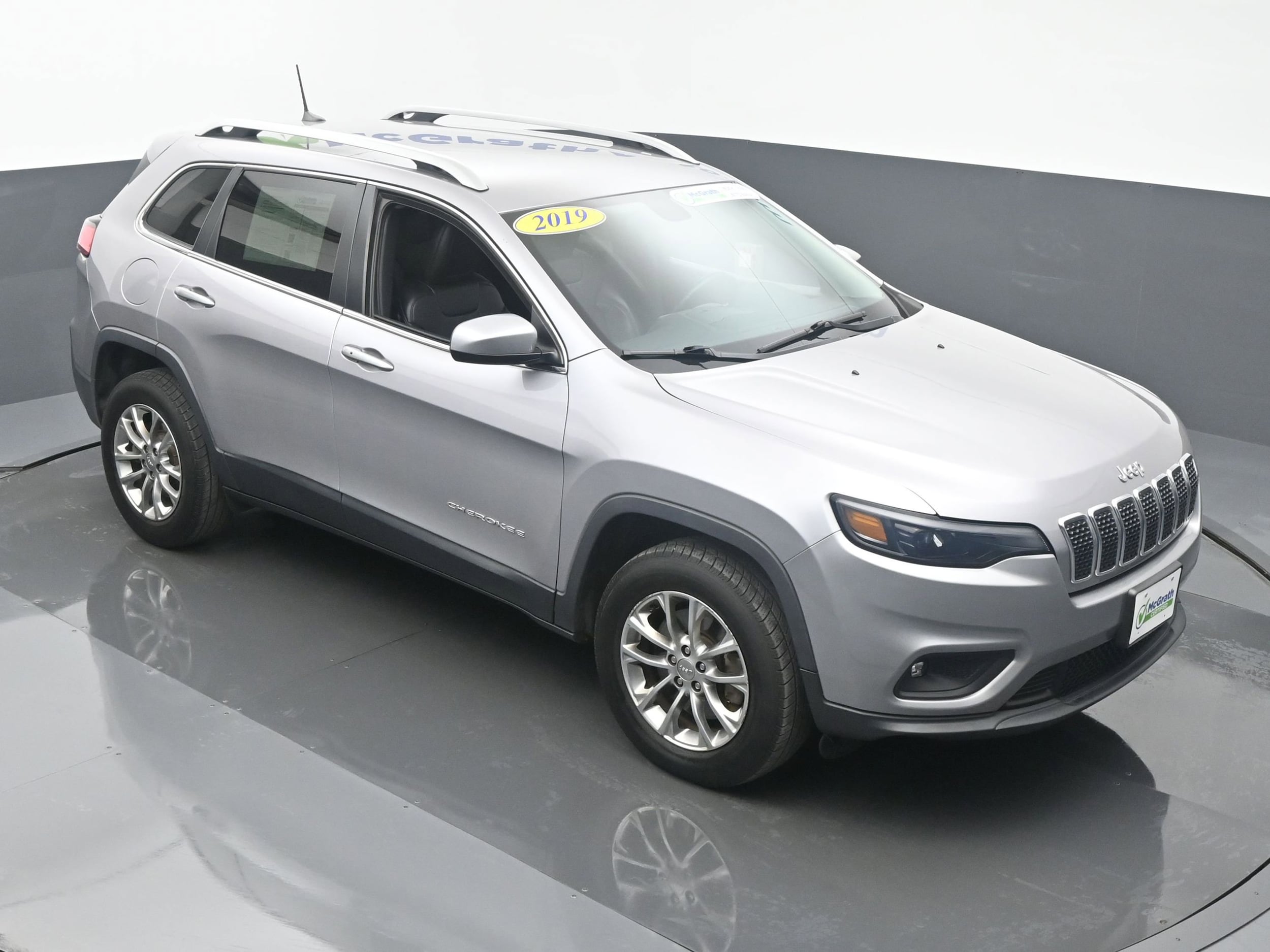 Used 2019 Jeep Cherokee Latitude Plus with VIN 1C4PJMLB6KD253352 for sale in Marion, IA