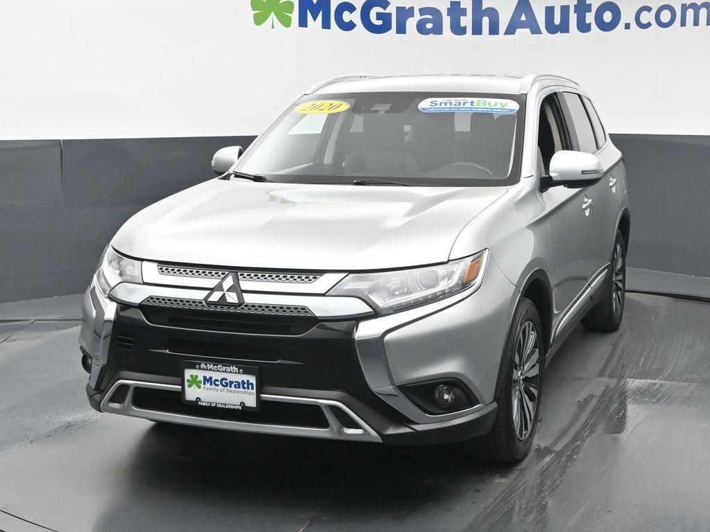 2020 Mitsubishi Outlander ES photo 3
