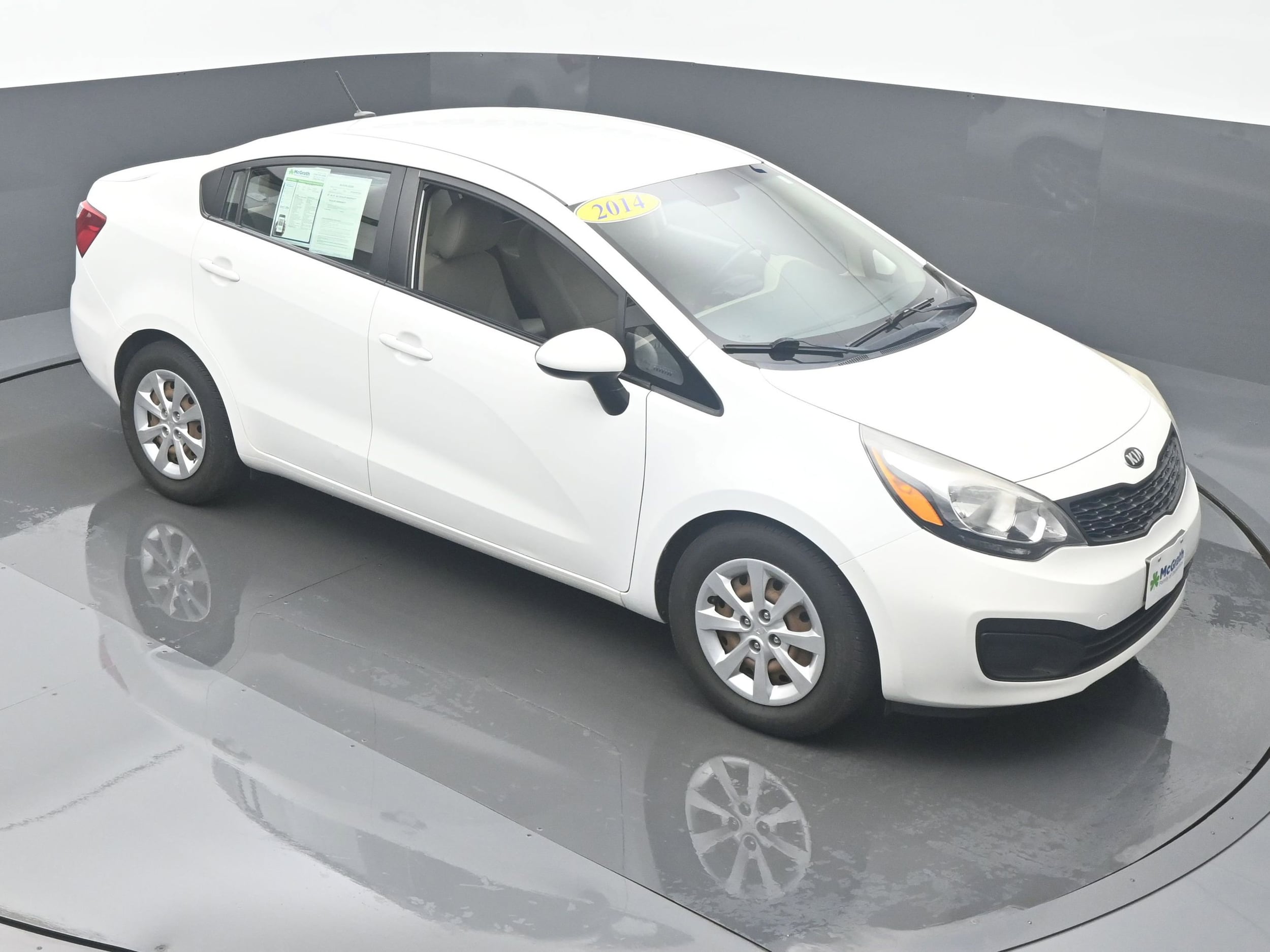 Used 2014 Kia Rio LX with VIN KNADM4A38E6386674 for sale in Marion, IA