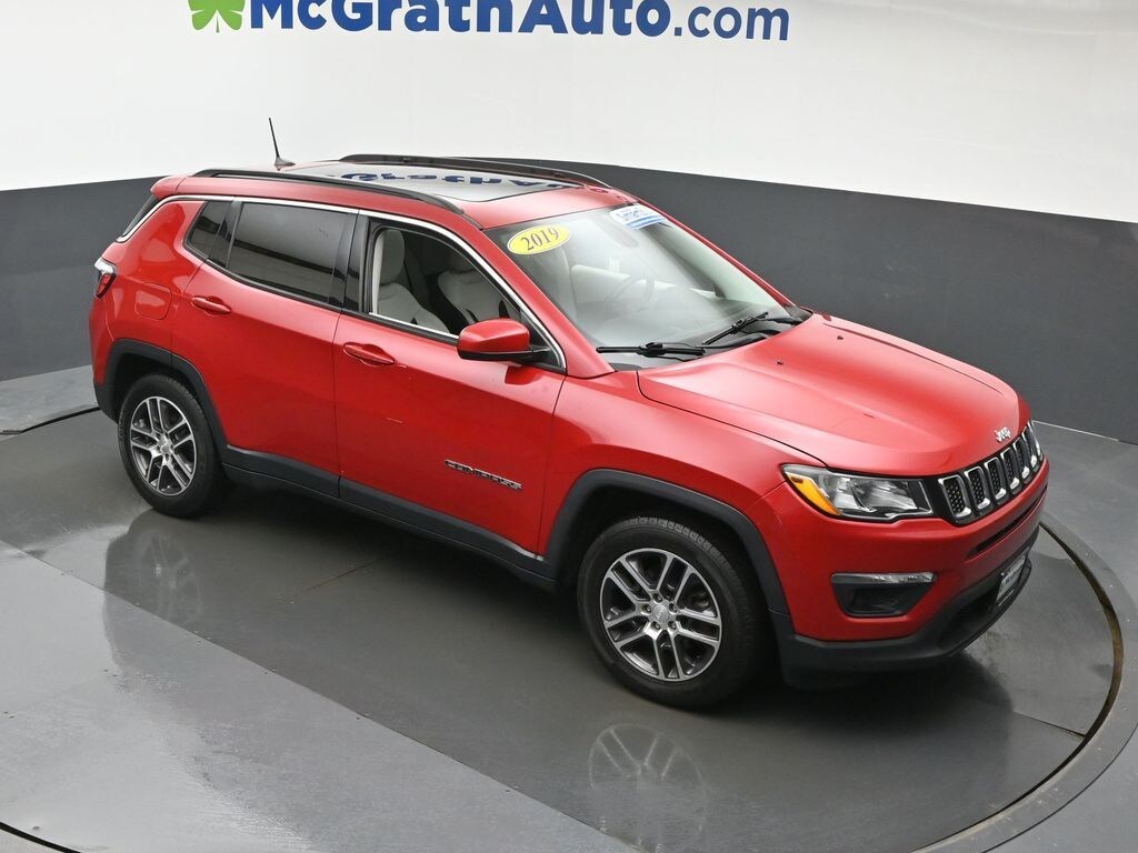 Used 2019 Jeep Compass Latitude FWD SUV