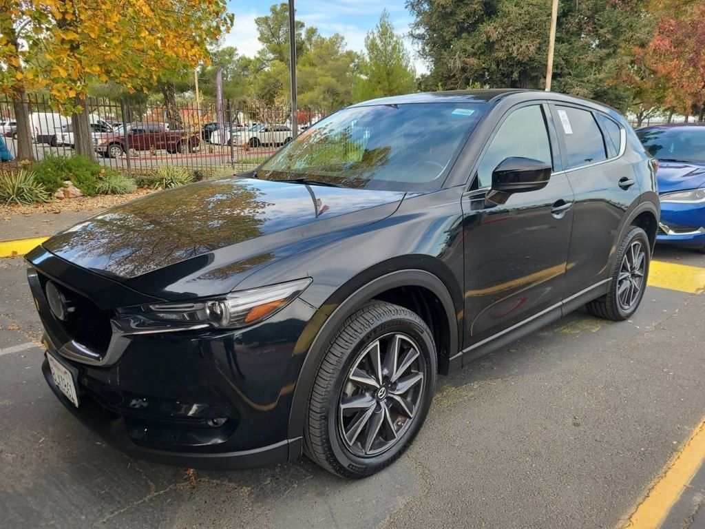 2017 Mazda CX-5 Grand Touring photo 2
