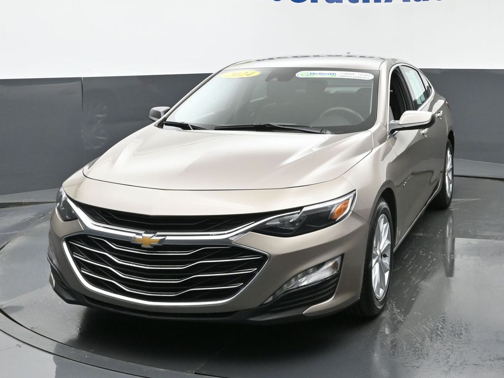 2024 Chevrolet Malibu 1LT photo 4