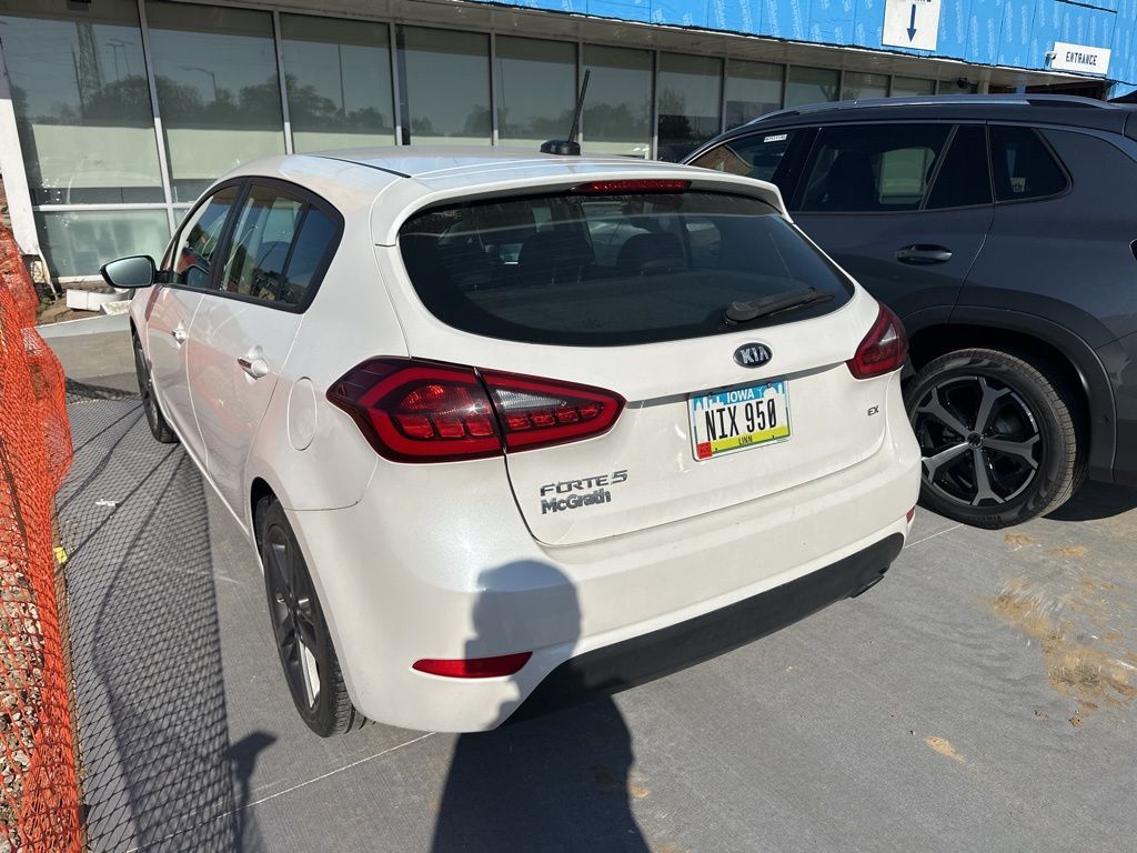 2017 Kia Forte EX photo 4