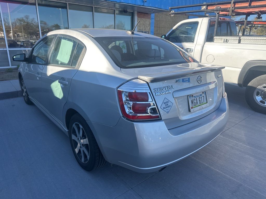 2012 Nissan Sentra 2.0 SR photo 4