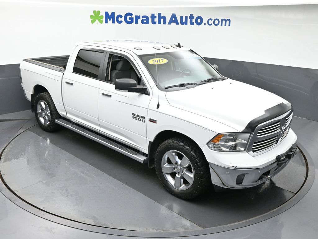 2017 Ram 1500 SLT photo 2