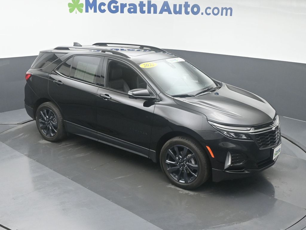 Used 2022 Chevrolet Equinox RS with VIN 2GNAXWEV5N6151882 for sale in Marion, IA