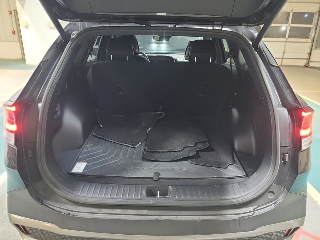 2023 Kia Sportage Plug-In Hybrid X-Line Prestige photo 3