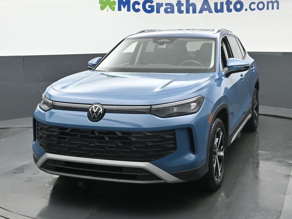 2025 Volkswagen Tiguan SE photo 4
