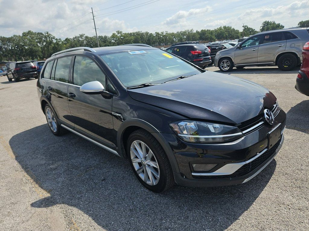 Used 2019 Volkswagen Golf Alltrack Alltrack S with VIN 3VWH17AU7KM523409 for sale in Marion, IA