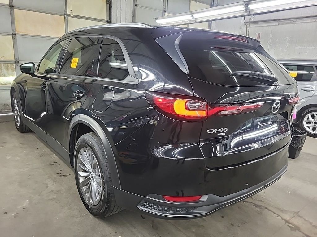 2024 Mazda CX-90 3.3 Turbo Preferred Plus photo 2