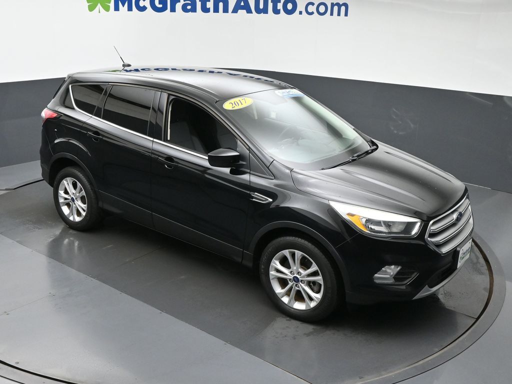 2017 Ford Escape SE photo 2