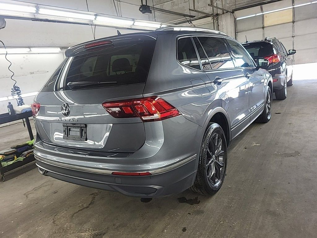 2024 Volkswagen Tiguan SE Wolfsburg Edition photo 2