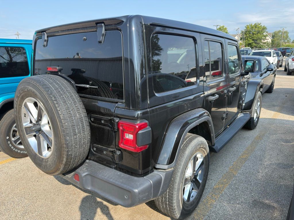 2019 Jeep Wrangler Unlimited Sahara photo 2
