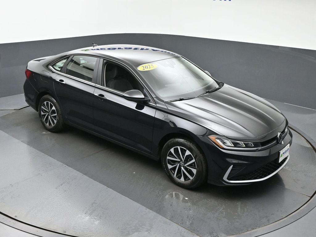 2025 Volkswagen Jetta 1.5T S photo 2