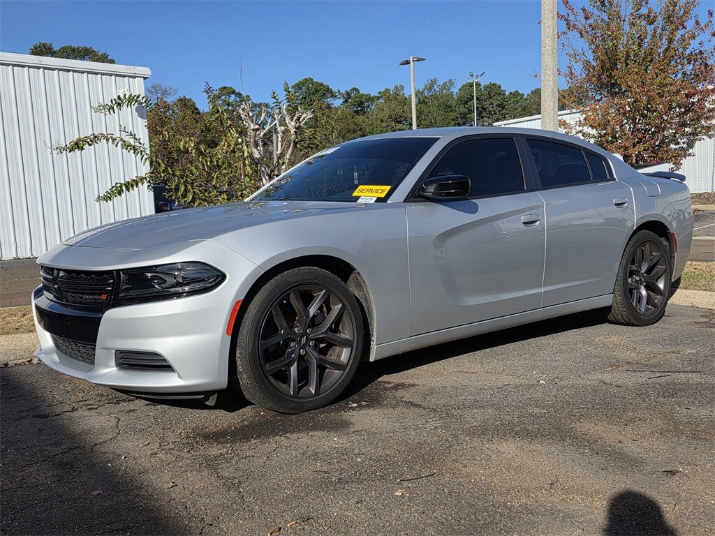 2023 Dodge Charger SXT photo 3