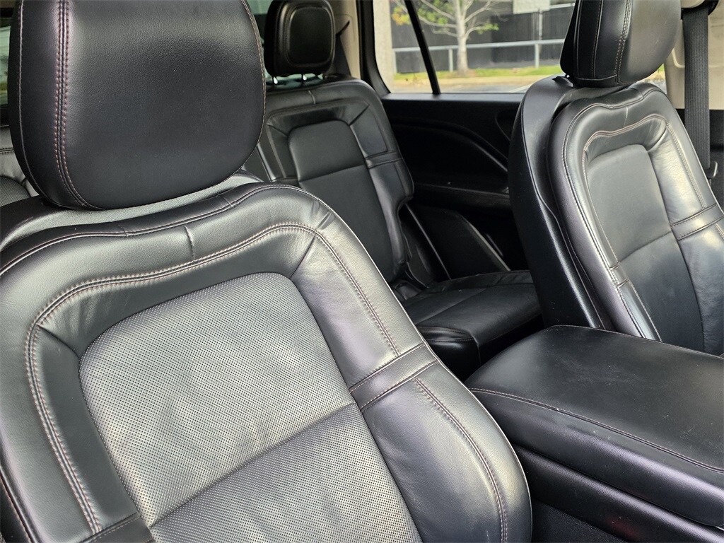 2020 Lincoln Aviator Reserve photo 4