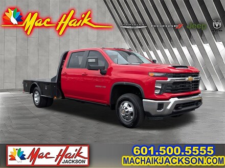 2024 Chevrolet Silverado 3500HD LT Crew Cab Chassis-Cab