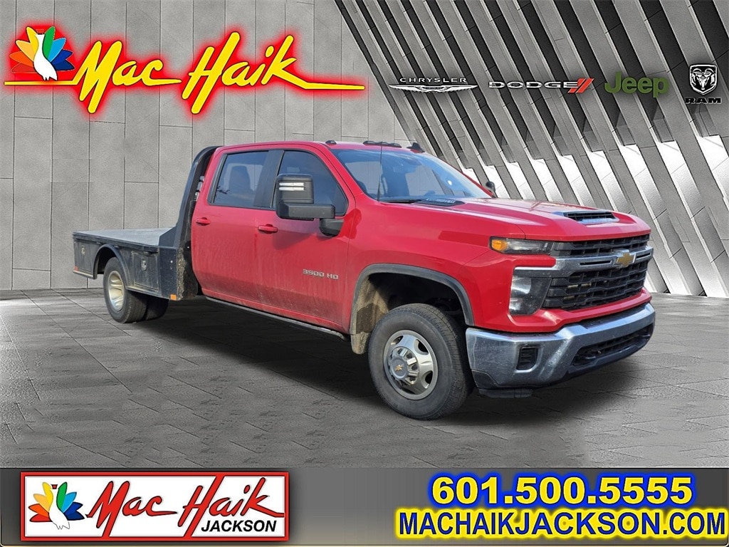 2024 Chevrolet Silverado 3500HD LT's photo