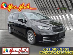 2026 Chrysler Pacifica SELECT Passenger Van